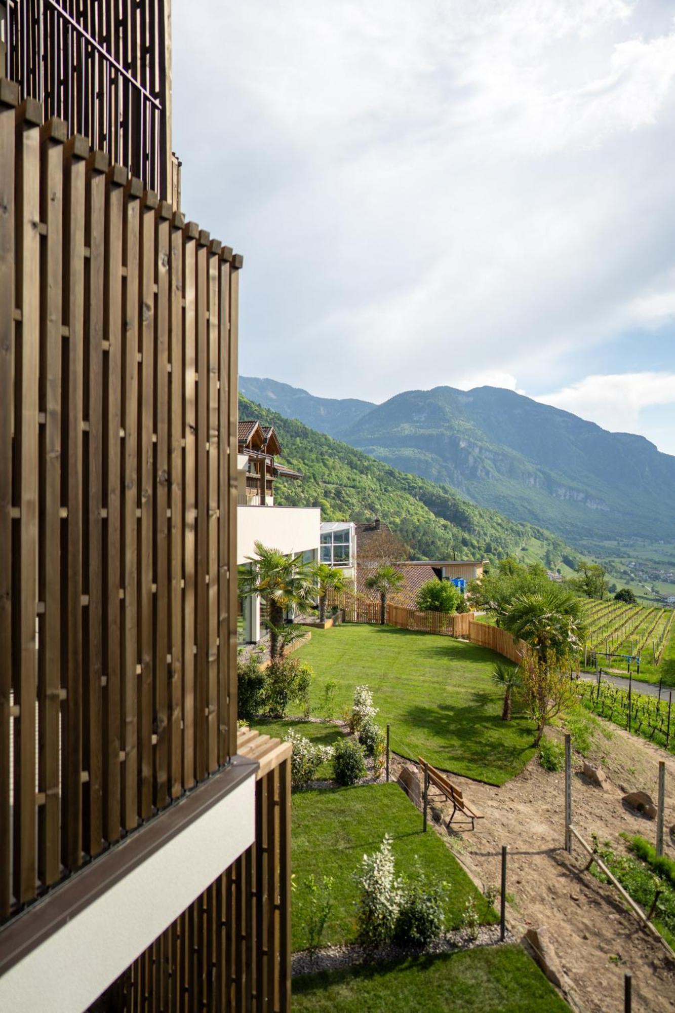 Hotel Tenz 2025 Montagna Eksteriør billede