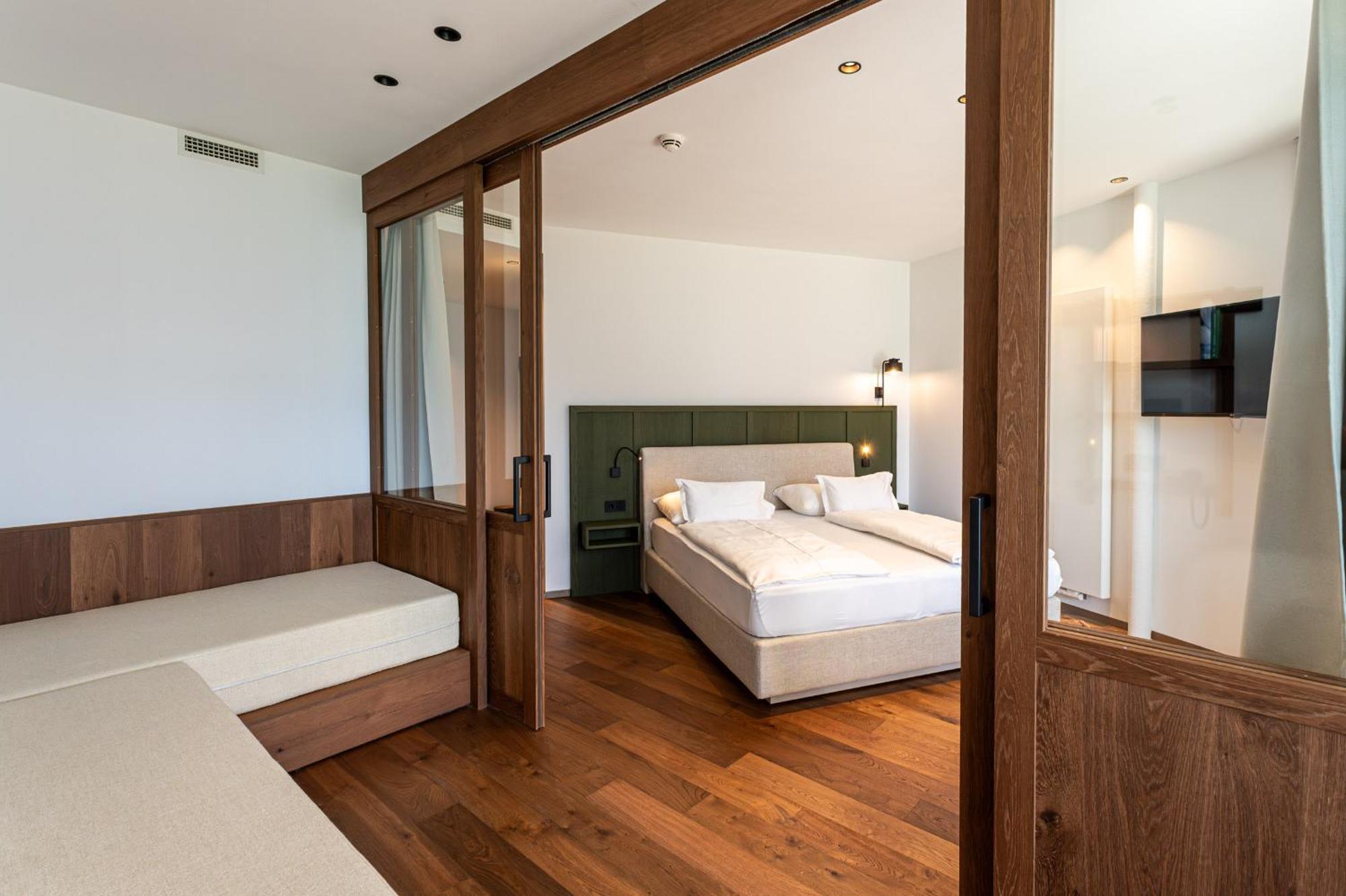 Hotel Tenz 2025 Montagna Eksteriør billede